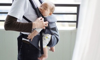 What type of baby carrier?